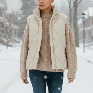 Abercrombie & Fitch Cream Vegan Leather Puffer Quilted Puffer Vest Oversized XL